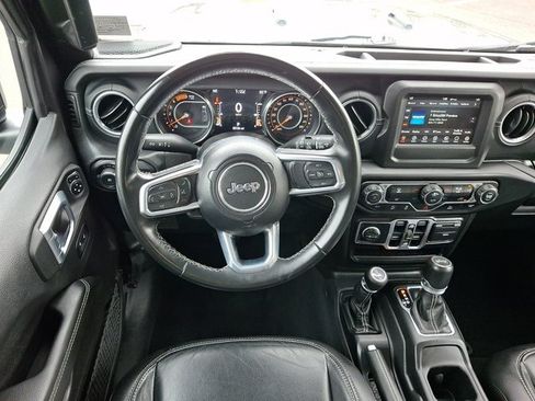 Used 2021 Jeep Wrangler Unlimited Sahara AWD/4WD image 11