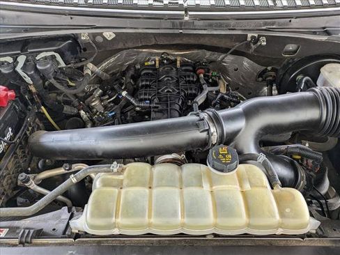 Used 2021 Ford Expedition XLT RWD image 26