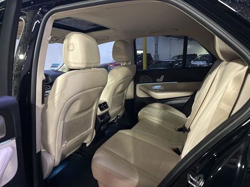Used 2022 Mercedes-Benz GLE 350 4MATIC image 11