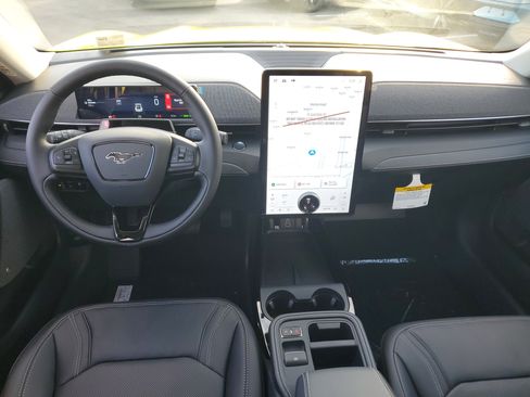 New 2025 Ford Mustang Mach-E Premium image 12