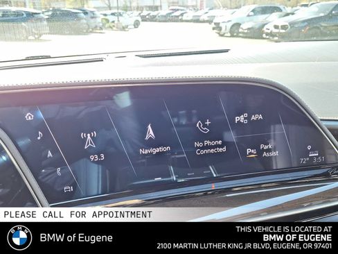 Used 2024 Cadillac Escalade ESV Premium Luxury Platinum AWD/4WD image 29