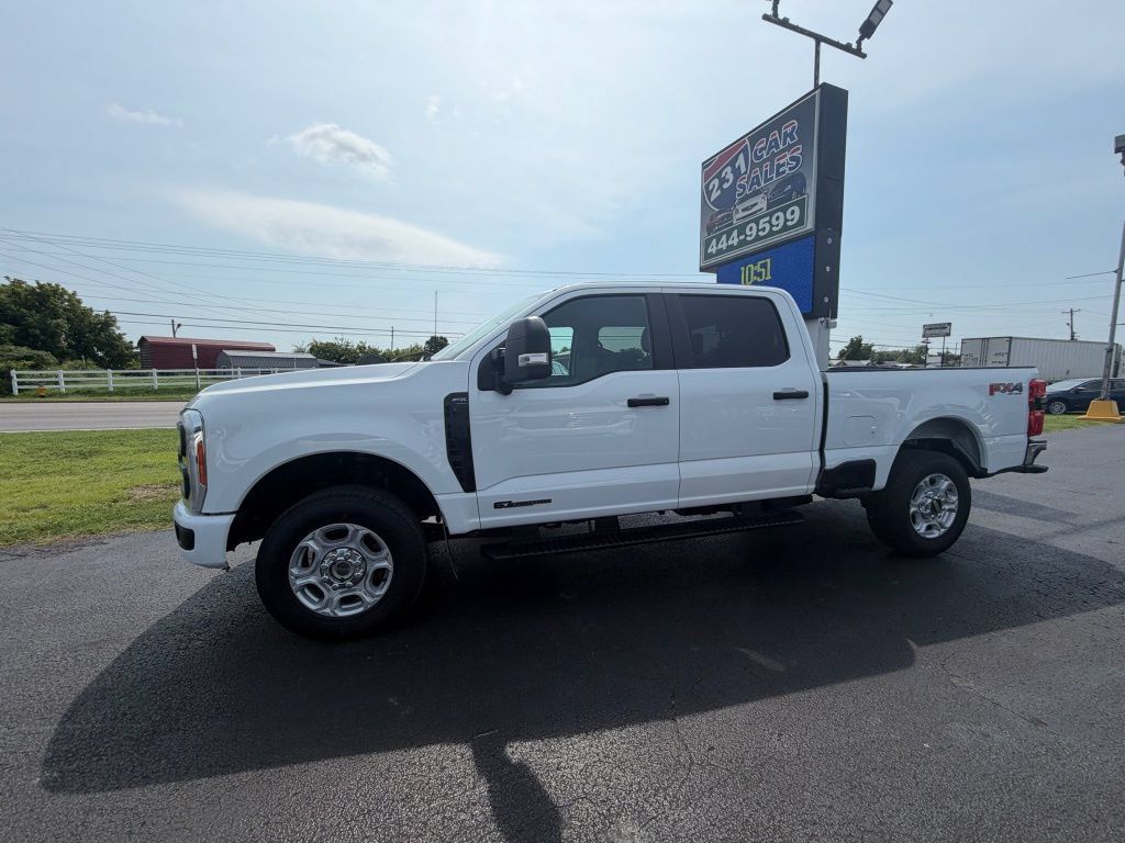 Used 2023 Ford F250 XL w/ STX Appearance Package AWD/4WD image 7