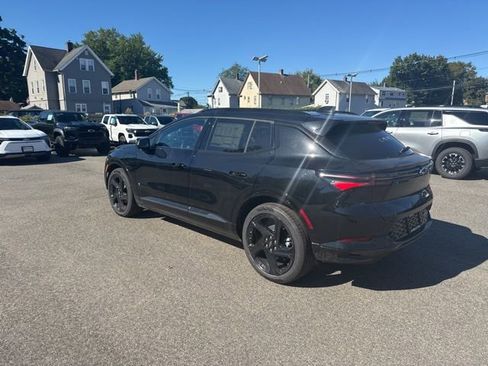 New 2025 Chevrolet Equinox EV RS image 6