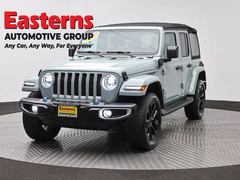 Used 2023 Jeep Wrangler Unlimited Sahara w/ Cold Weather Group AWD/4WD image 1
