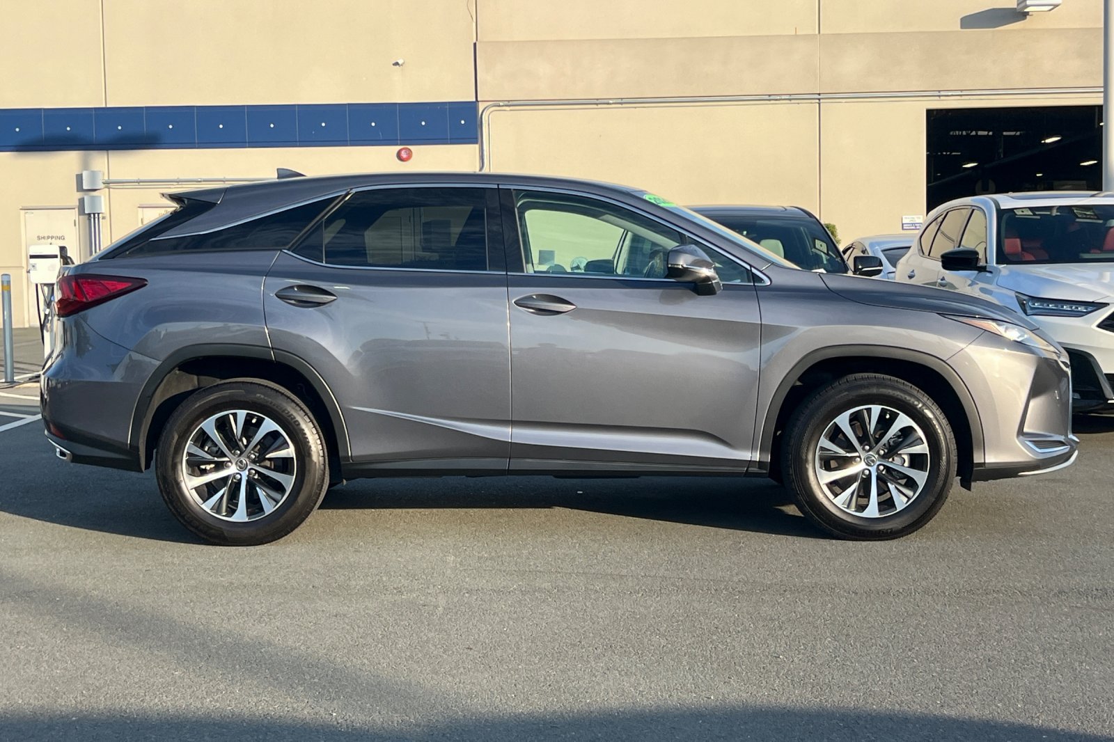Used 2020 Lexus RX 350 FWD w/ Accessory Package image 3