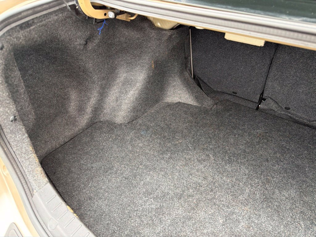 Used 2012 Toyota Corolla LE w/ Premium Pkg FWD image 16