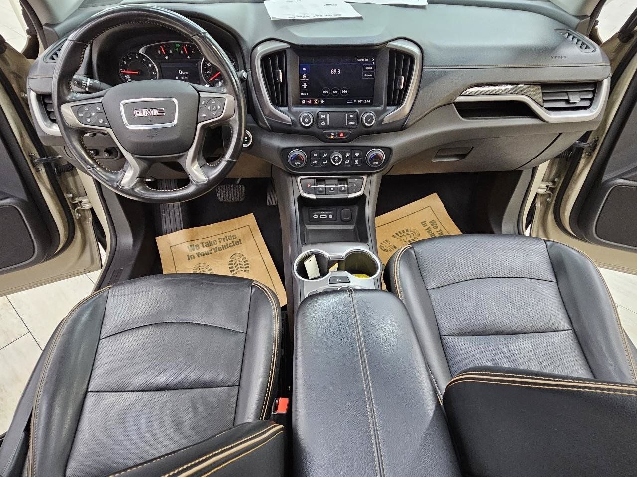 Used 2022 GMC Terrain AT4 w/ Tech Package AWD/4WD image 28