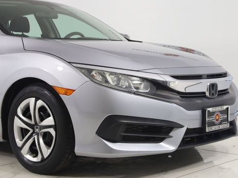 Used 2018 Honda Civic LX image 21