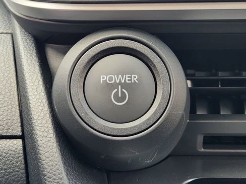 Used 2026 Toyota Prius LE FWD image 15