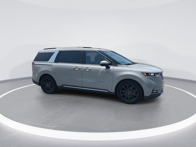 Used 2024 Kia Carnival SX Prestige FWD image 2