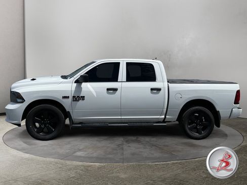 Used 2019 RAM 1500 Express w/ Wheel & Sound Group AWD/4WD image 4