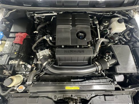 Used 2023 Nissan Frontier SV image 24