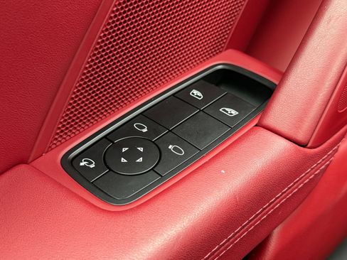 Certified 2022 Porsche 911 Turbo S AWD/4WD image 18