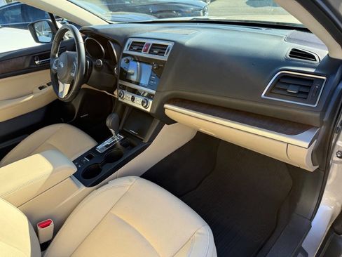 Used 2016 Subaru Outback 2.5i Limited image 13