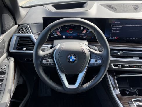 Certified 2024 BMW X5 xDrive40i w/ Premium Package image 18