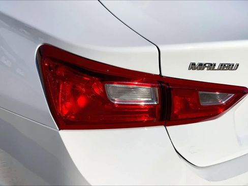 Used 2023 Chevrolet Malibu LT image 28