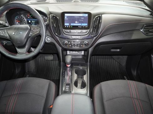Used 2024 Chevrolet Equinox RS FWD image 16