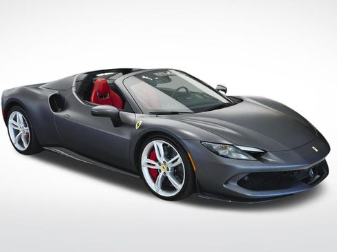 Used 2023 Ferrari 296 GTS RWD image 6