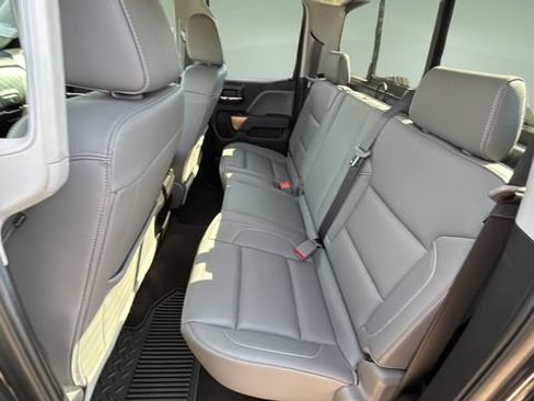 Used 2018 Chevrolet Silverado 1500 LTZ w/ LTZ Plus Package AWD/4WD image 18