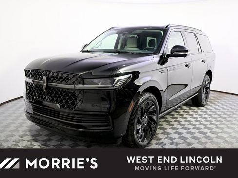 New 2026 Lincoln Navigator Reserve w/ Jet Appearance Package image 1