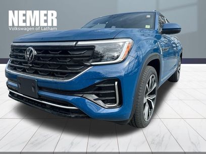 New 2026 Volkswagen Atlas Cross Sport SEL Premium R-Line