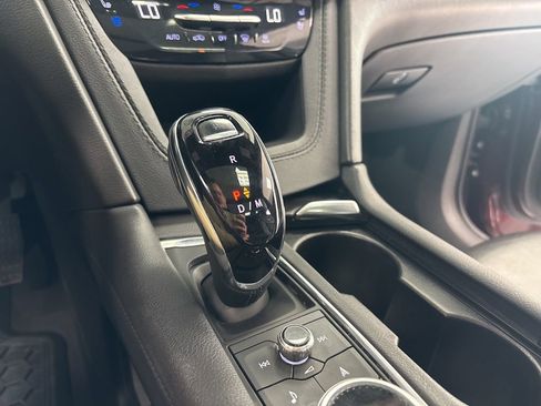 Used 2023 Cadillac XT6 Premium Luxury AWD/4WD image 23