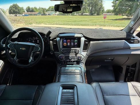 Used 2017 Chevrolet Tahoe Premier AWD/4WD image 15