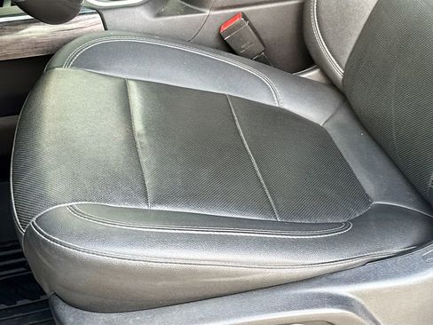 Used 2022 Chevrolet Silverado 1500 LTZ image 18