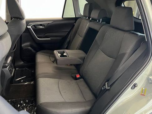 Used 2022 Toyota RAV4 XLE w/ Convenience Package AWD/4WD image 38