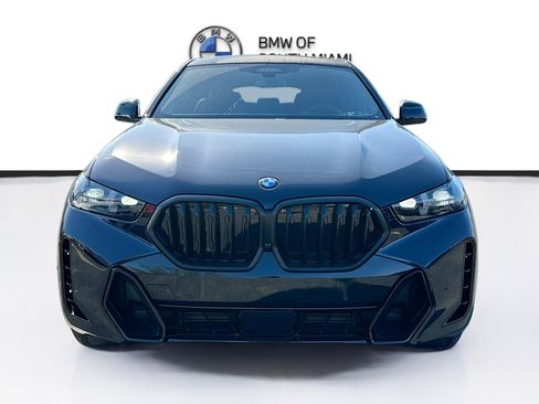 New 2026 BMW X6 xDrive40i image 2