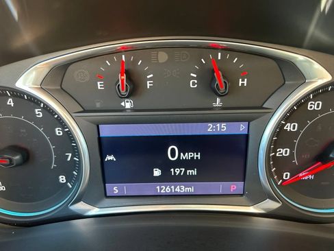 Used 2019 Chevrolet Equinox Premier FWD image 27