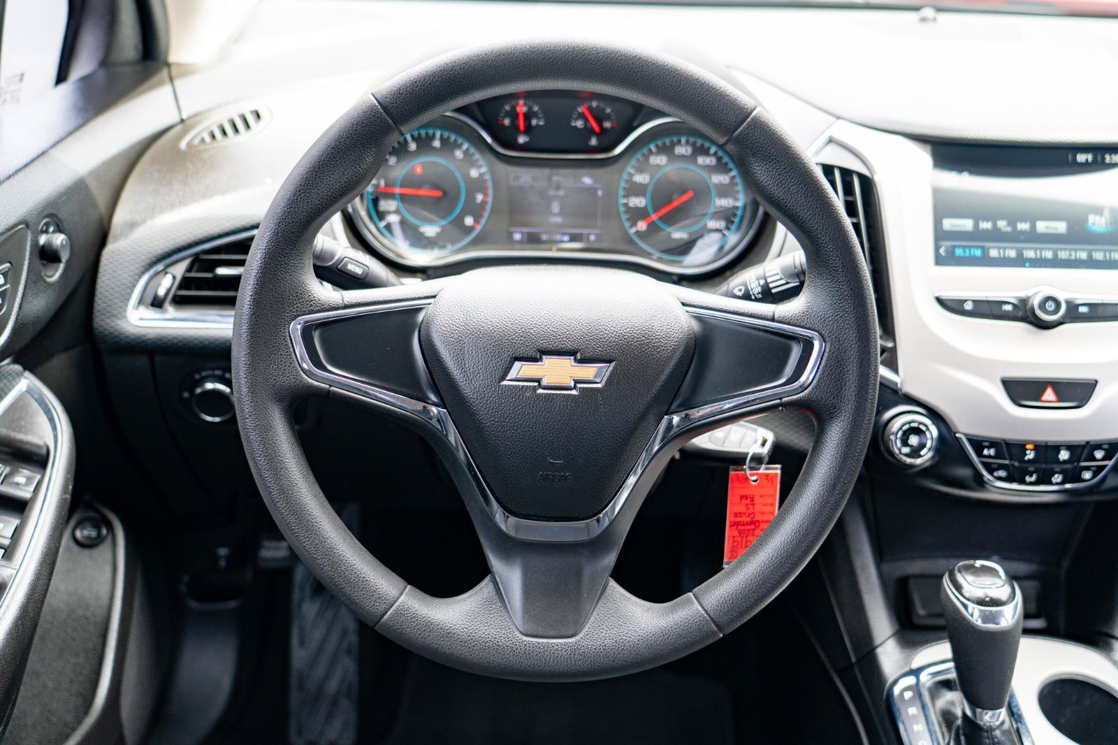 Used 2018 Chevrolet Cruze LS FWD image 16