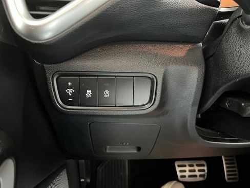 Certified 2023 Kia Soul LX w/ LX Technology Package image 17