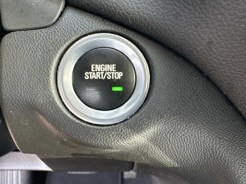 Used 2023 Chevrolet Equinox LT FWD image 41