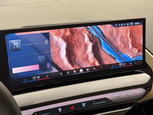 Used 2025 BMW X3 xDrive30i w/ Premium Package image 9