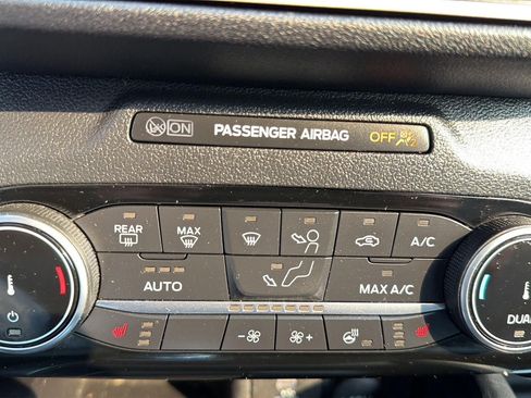 Used 2022 Ford Escape SE w/ Convenience Package AWD/4WD image 16