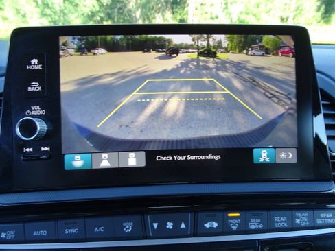Used 2025 Honda Odyssey EX-L image 32