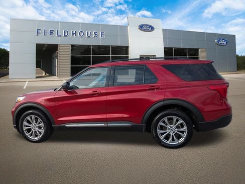 Used 2023 Ford Explorer XLT w/ Equipment Group 202A AWD/4WD image 20