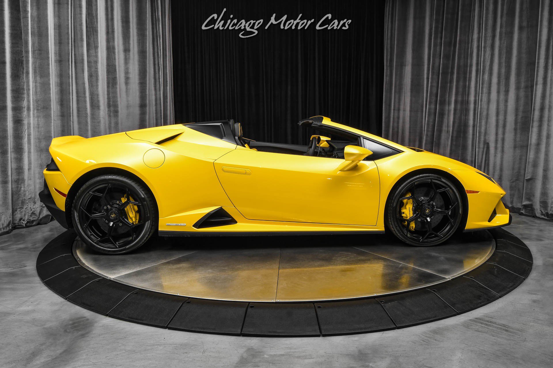 Used 2024 Lamborghini Huracan EVO AWD/4WD image 43