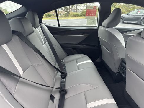 New 2025 Toyota Camry SE w/ Convenience Package FWD image 27