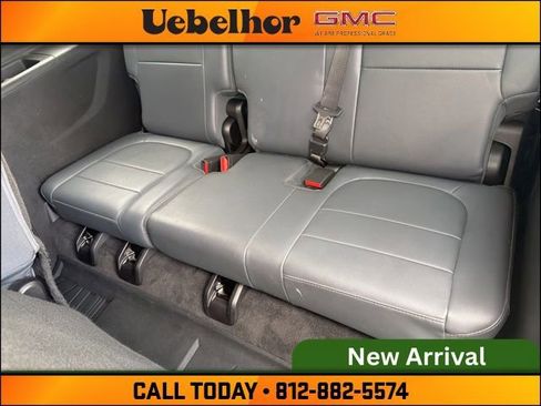 Used 2019 Chevrolet Traverse LT w/ LT Premium Package AWD/4WD image 22