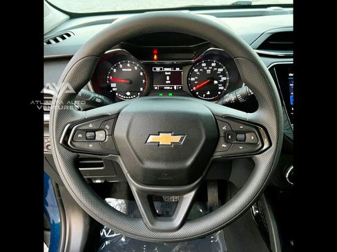 Used 2021 Chevrolet TrailBlazer LT w/ Convenience Package image 15