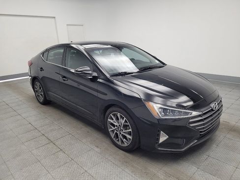 Used 2020 Hyundai Elantra Limited w/ Cargo Package (C1) FWD image 13
