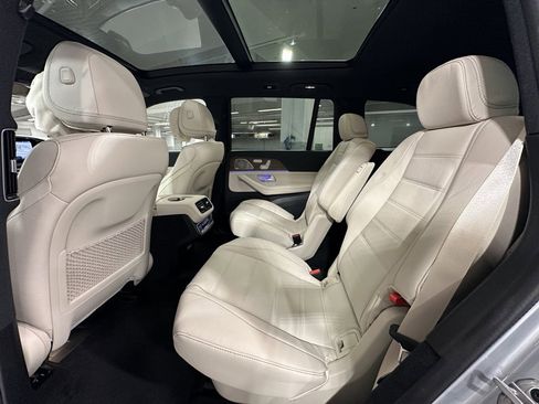 New 2026 Mercedes-Benz GLS 450 4MATIC image 17