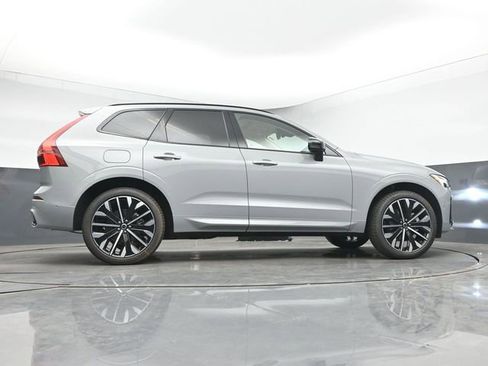 New 2026 Volvo XC60 B5 Ultra w/ Climate Package AWD/4WD image 45