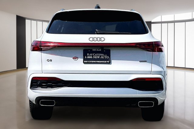 Used 2025 Audi Q5 Premium w/ Convenience Package AWD/4WD image 6