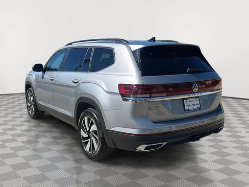 Used 2025 Volkswagen Atlas SE AWD/4WD image 7