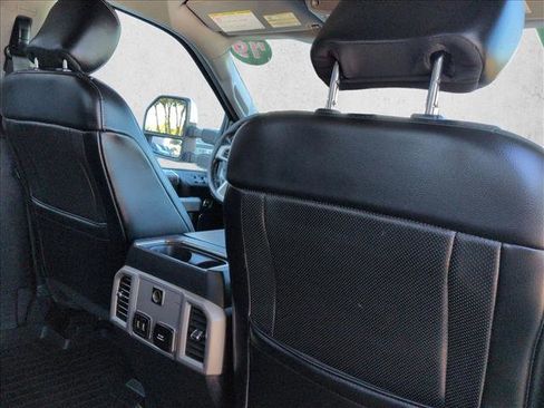 Used 2019 Ford F350 Lariat w/ Chrome Package image 19
