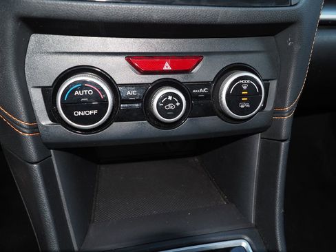 Used 2019 Subaru Crosstrek 2.0i Limited w/ Moonroof Package w/Navigation image 18