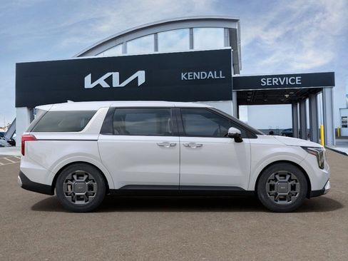 New 2026 Kia Carnival EX FWD image 7